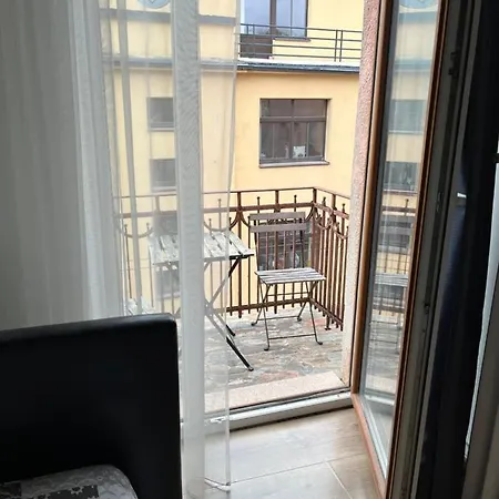 Dp Art 4 Old Town Self Check In * קובנה