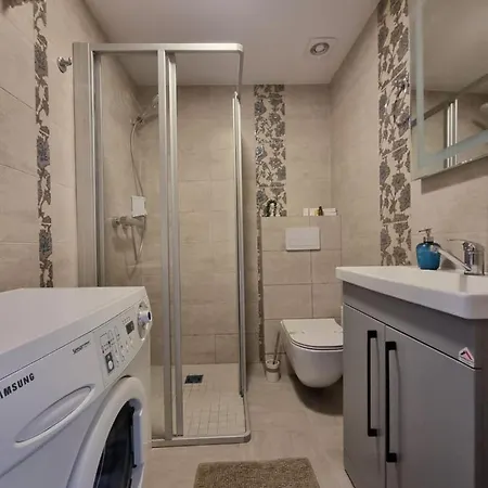 Dp Art 4 Old Town Self Check In Κάουνας